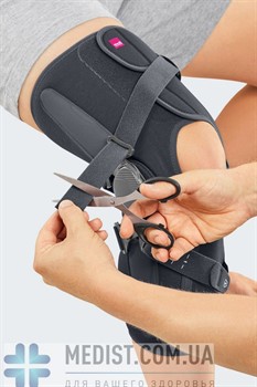 Полужесткий коленный ортез для лечения одностороннего остеоартроза medi Soft OA light ДЛЯ ЖЕНЩИН И МУЖЧИН