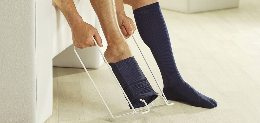 Нужно ли мужчинам брить ноги при ношении компрессионного трикотажа