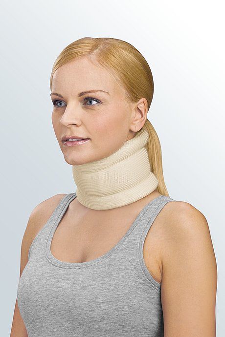 Бандаж для шейного отдела позвоночника Medi protect. Collar soft with bar армированный